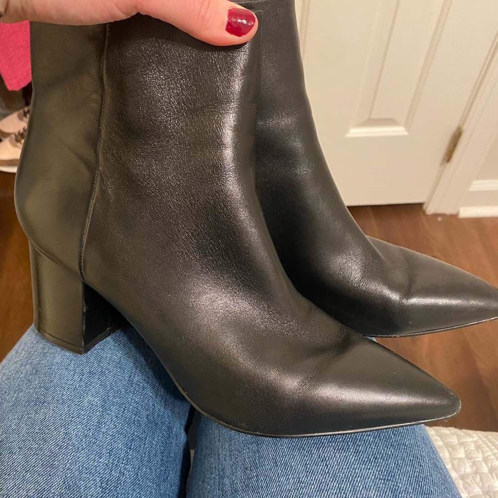 Marc Fisher Jarli pointed toe leather bootie